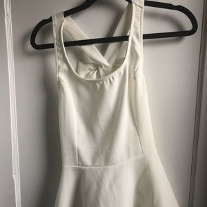 White bow back tank
